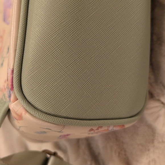 EUC Loungefly Disney Mini Backpack Winnie The Pooh - Picture 5 of 6